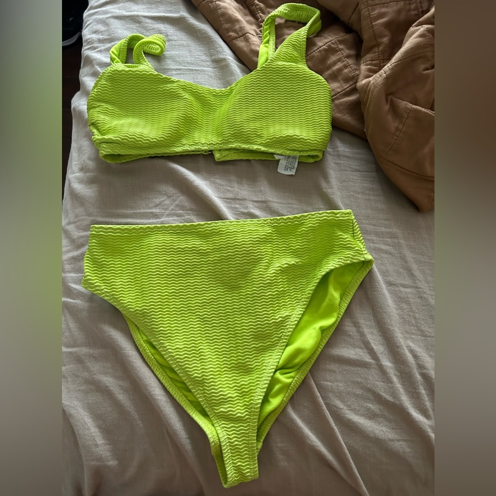 Swimsuit Top M bottom L